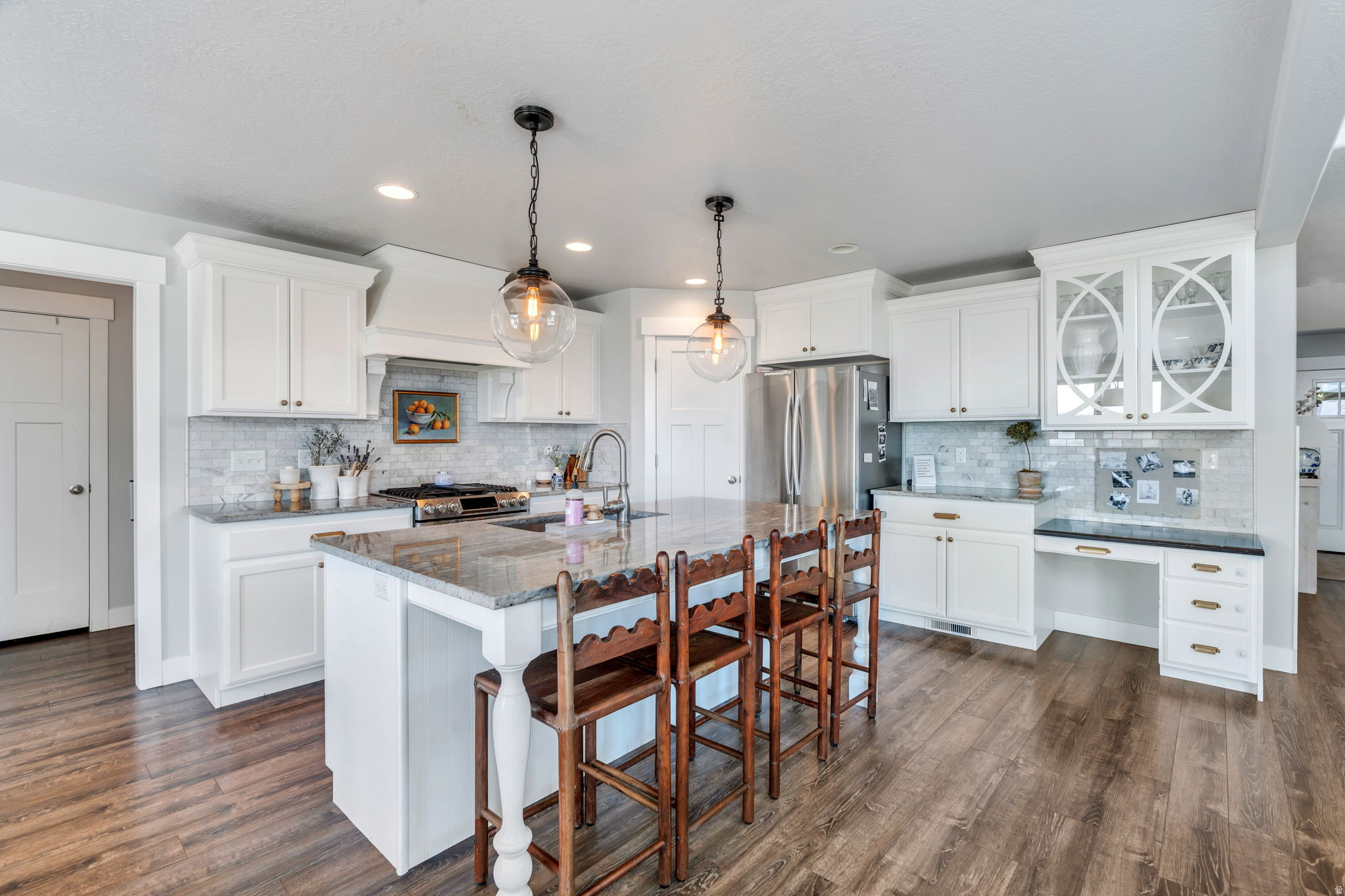 CANYON HILLS - Residential