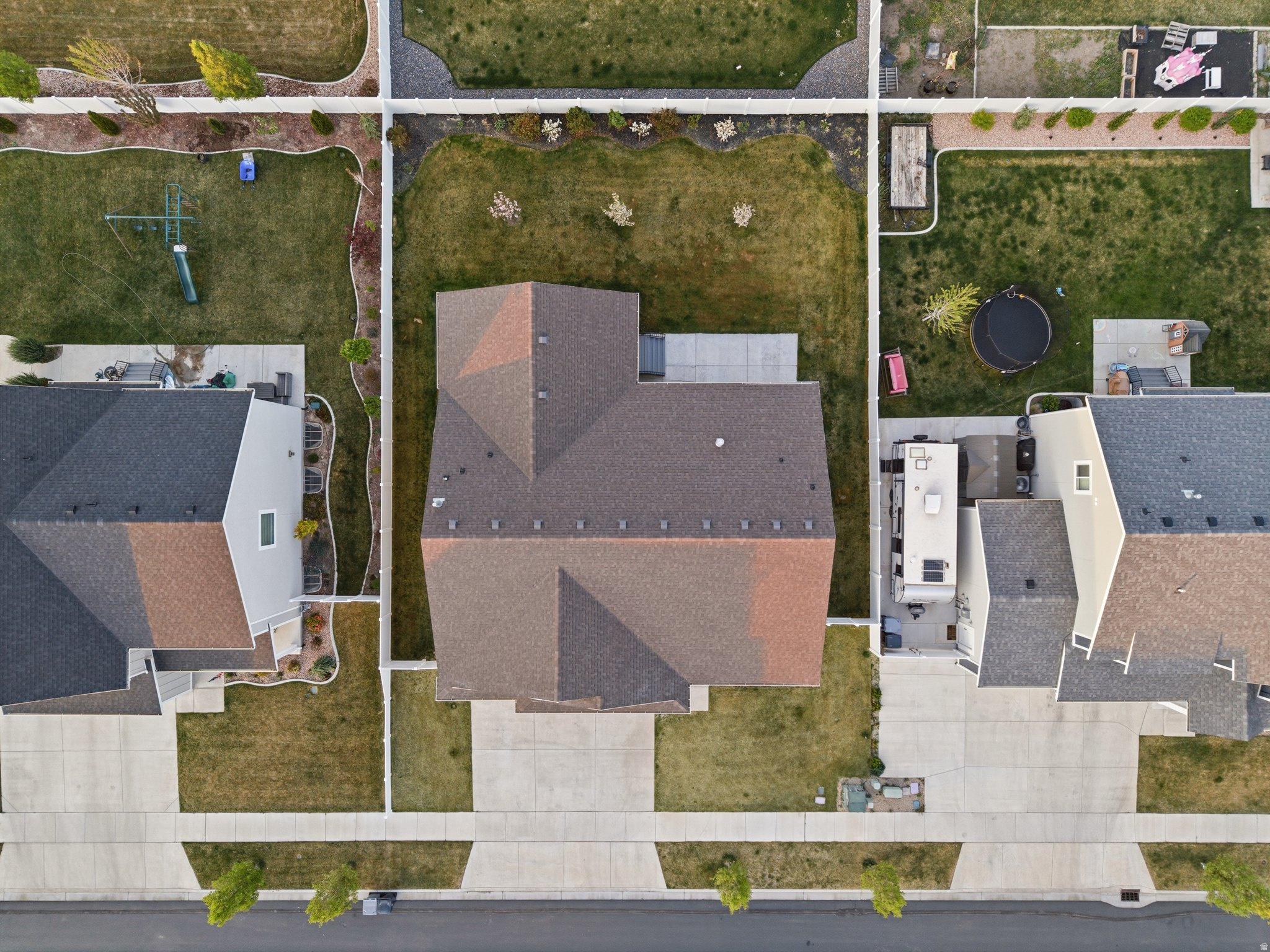 MAPLETON GROVE - Residential