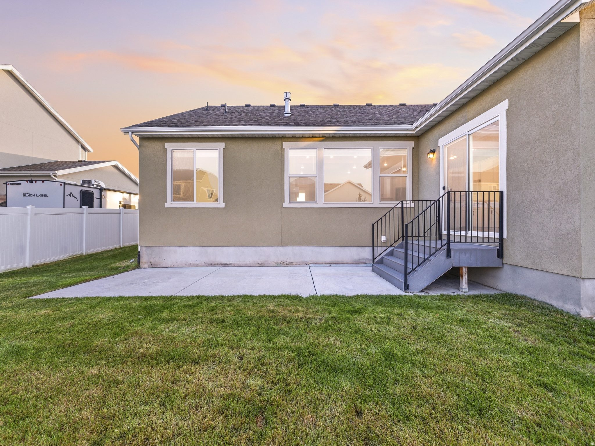 MAPLETON GROVE - Residential