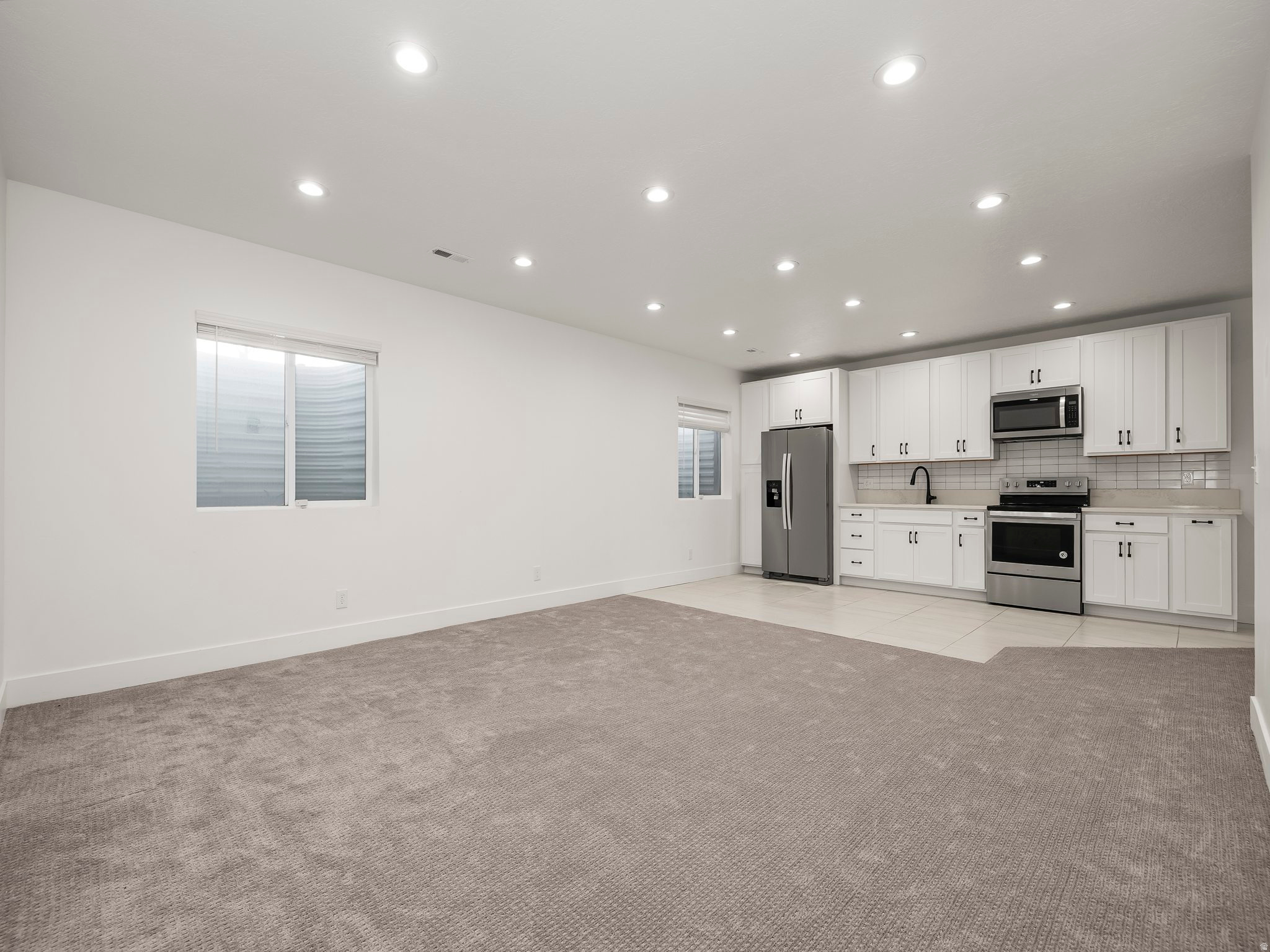 MAPLETON GROVE - Residential