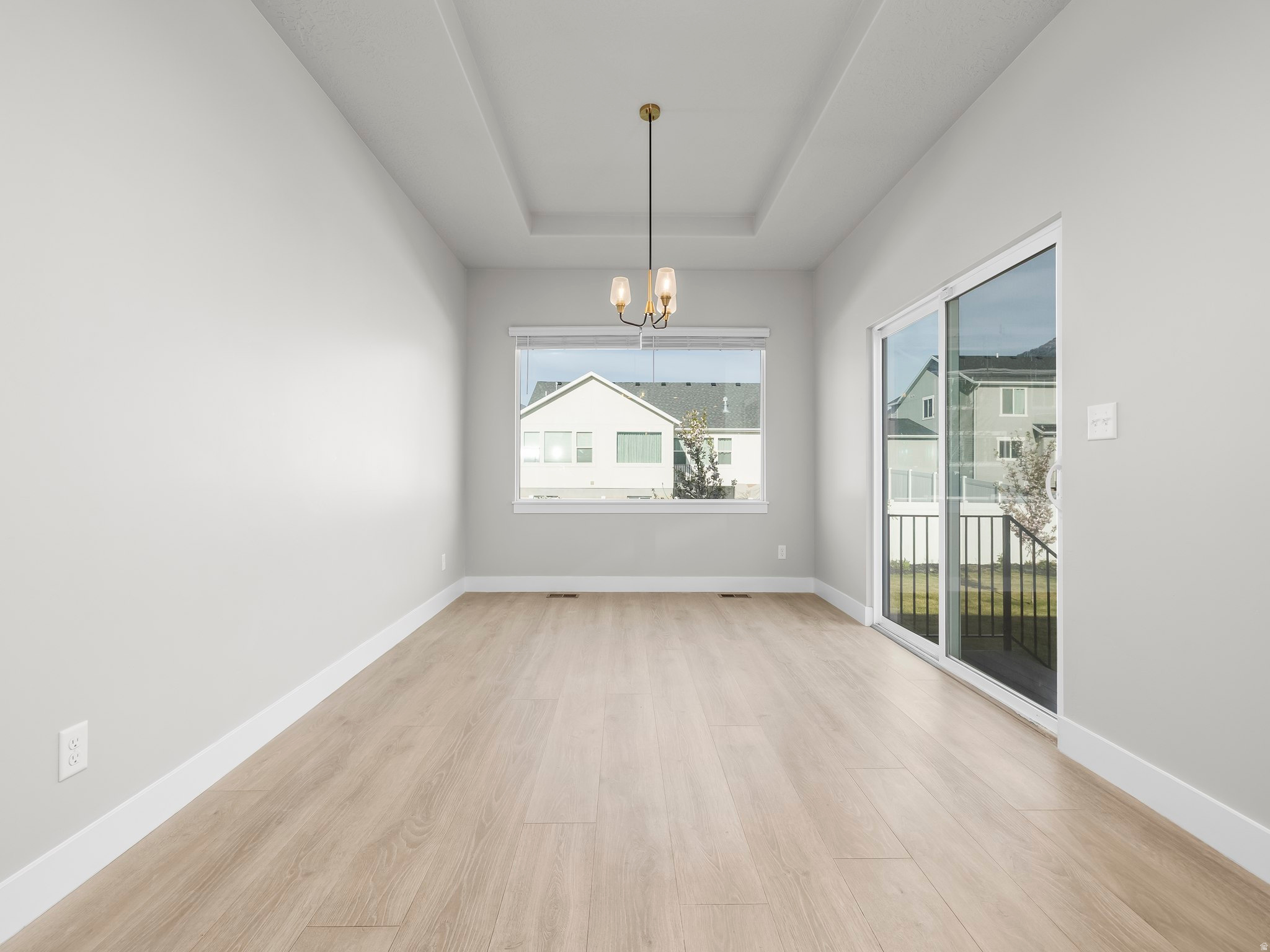 MAPLETON GROVE - Residential