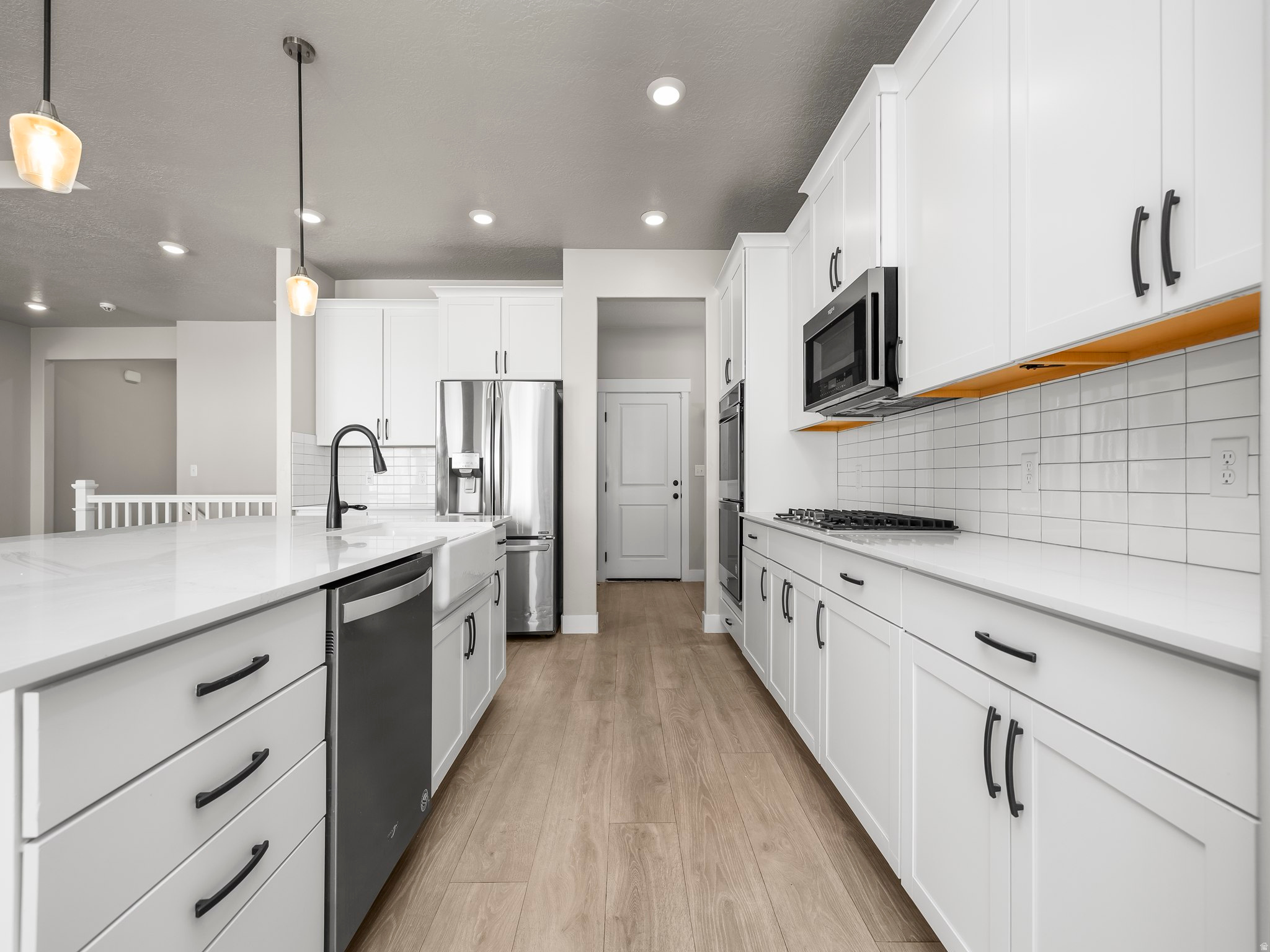 MAPLETON GROVE - Residential