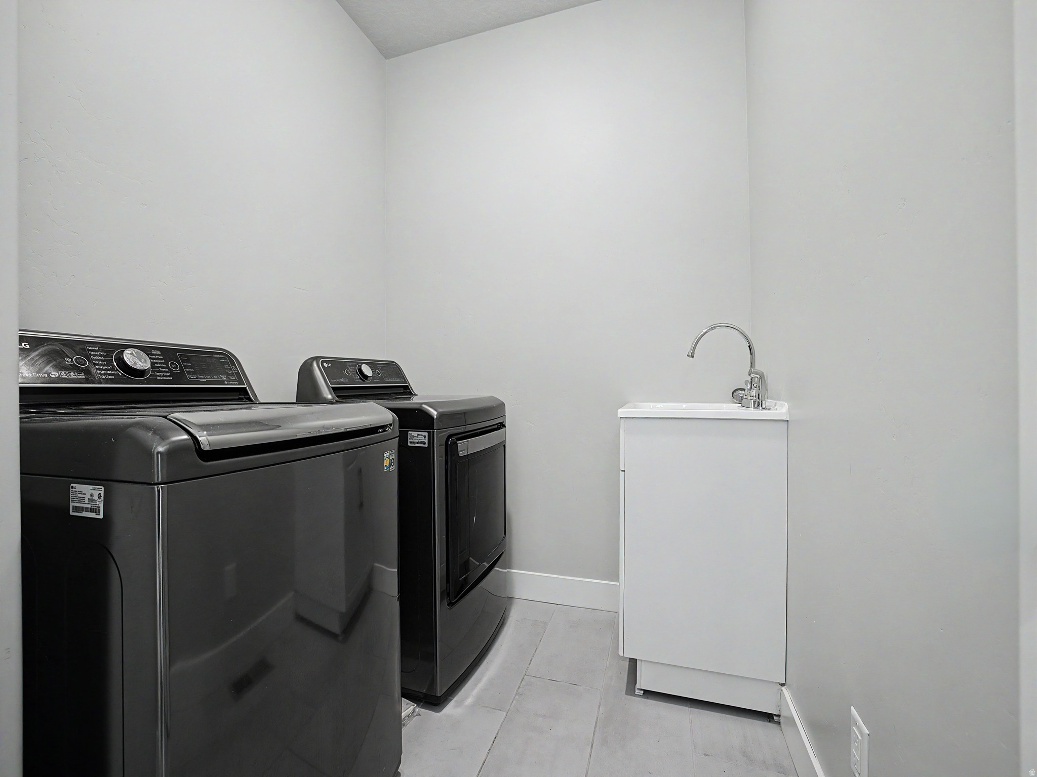 MAPLETON GROVE - Residential