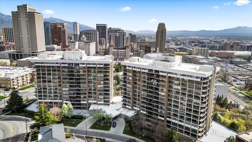 Photo of 241 N VINE ST #306 W, Salt Lake City, UT 84103 (MLS # 2180976)