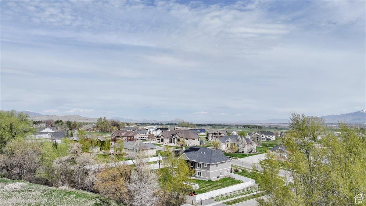 PHEASANT HOLLOW ESTATES PH 3 - Residential