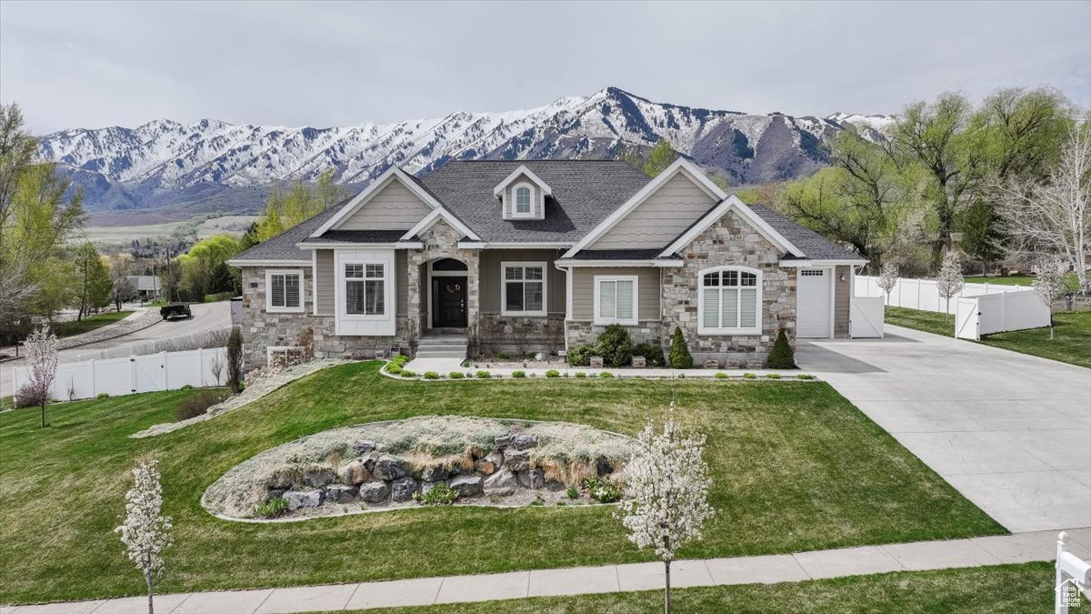 PHEASANT HOLLOW ESTATES PH 3 - Residential