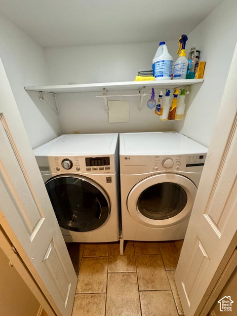 Tiny photo for 280 S 50 W, Kaysville, UT 84037 (MLS # 2187944)