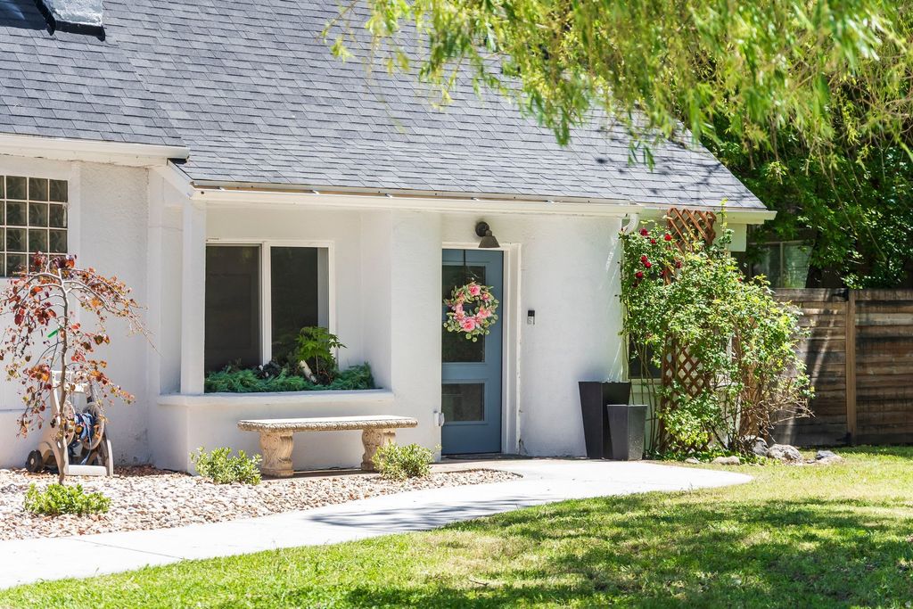 Photo of 3821 S 1300 E, Millcreek, UT 84106 (MLS # 2158037)