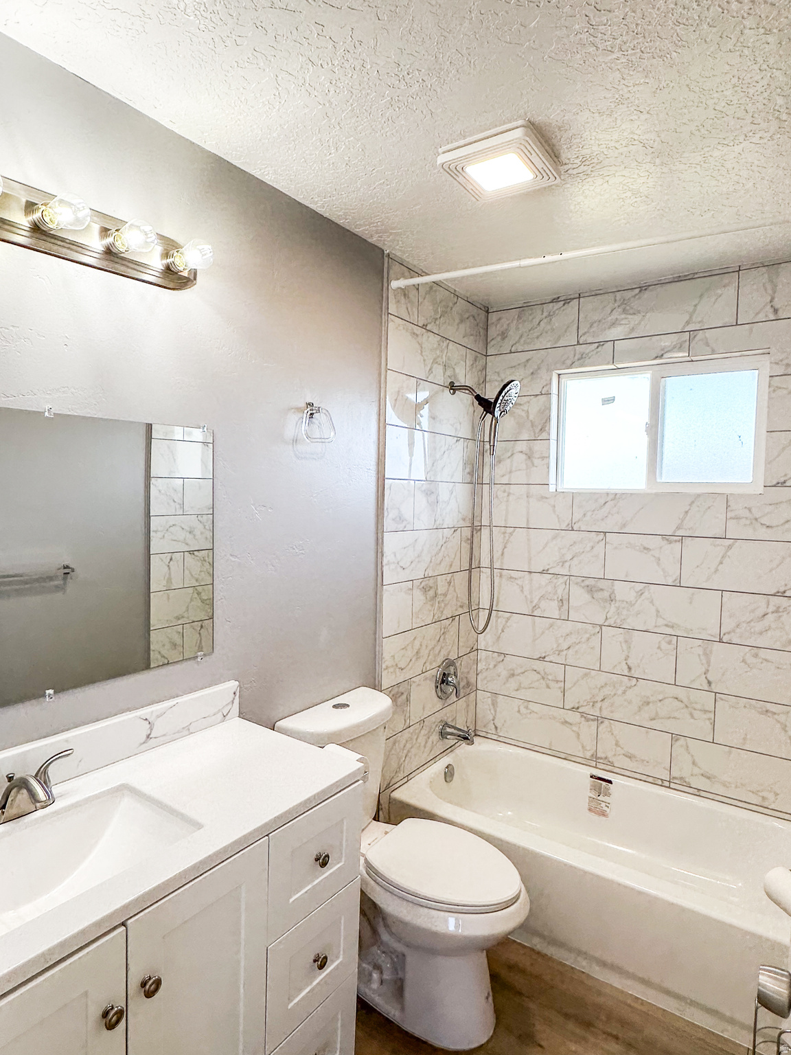 COPPER CITY - Residential Lease