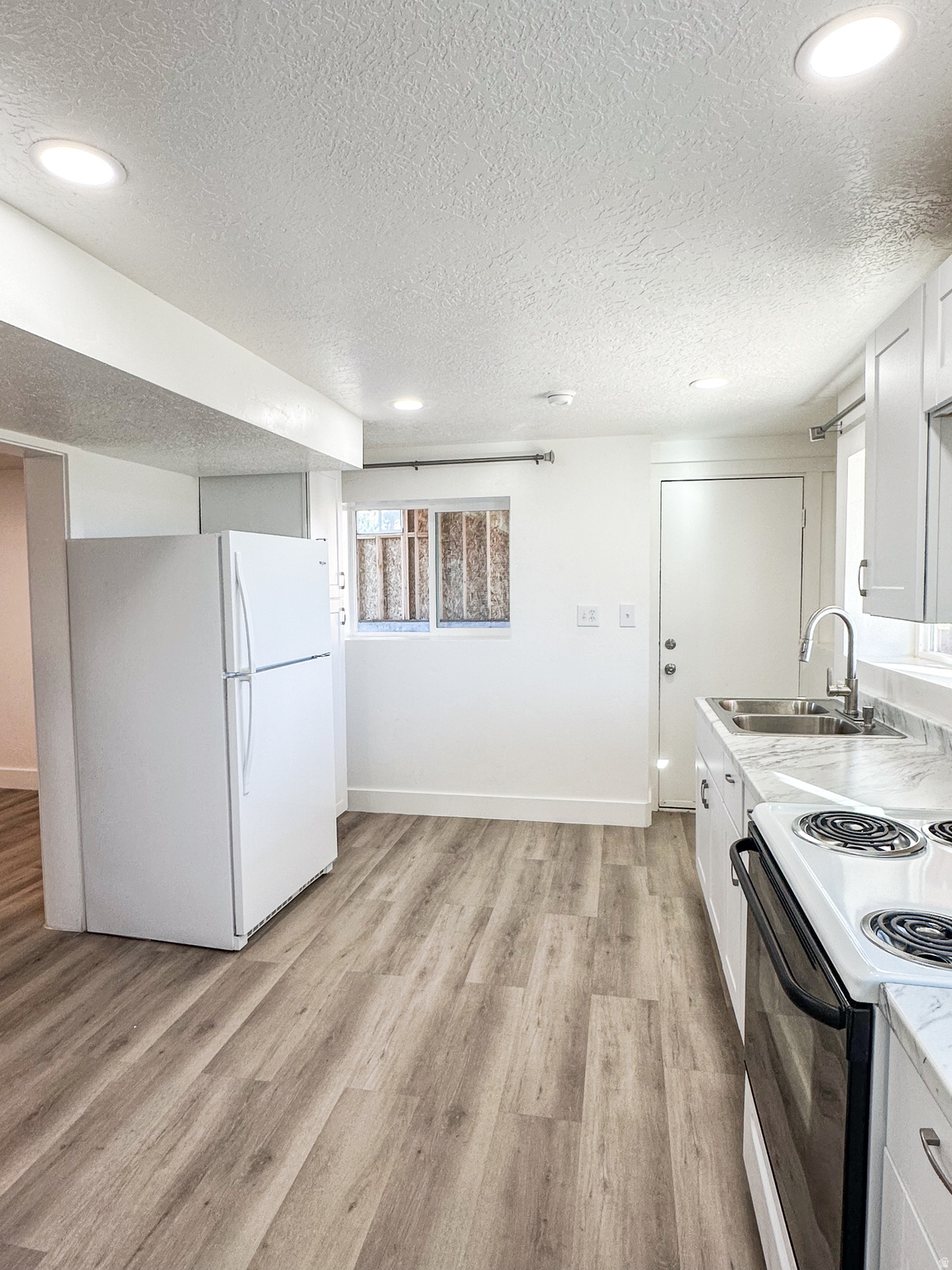 COPPER CITY - Residential Lease