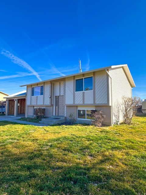 5699 S COPPER CITY DR Kearns UT 84118