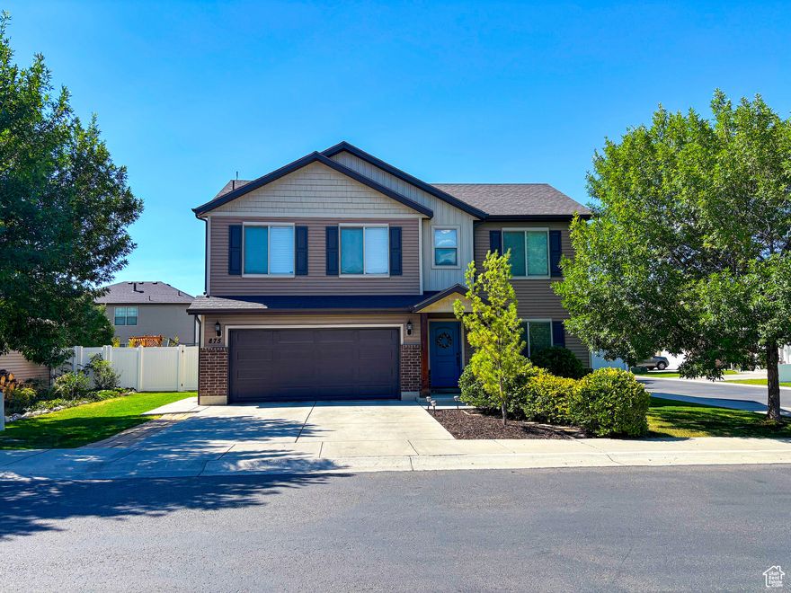 Beautiful 2 story home located in a quiet Logan community.  This attractive home offers comfortable living with a functional floor plan and a welcoming atmosphere. Upstairs, you'll find a large versatile loft with three bedrooms. There is a fully landscaped and fenced yard in an ideal location, close to shopping, work, and entertainment. A wonderful opportunity. PRICED RIGHT!