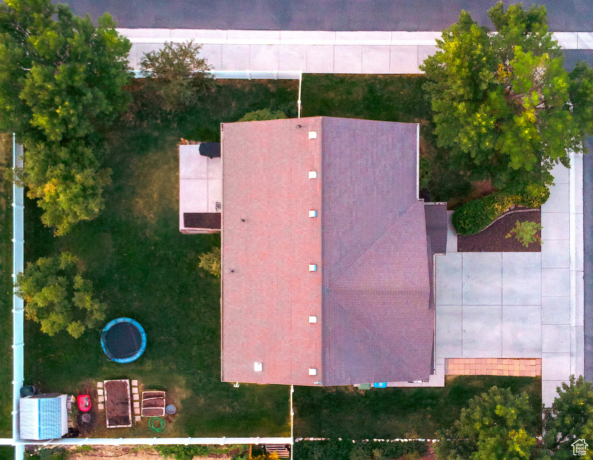 ASHBURY COURT - Residential