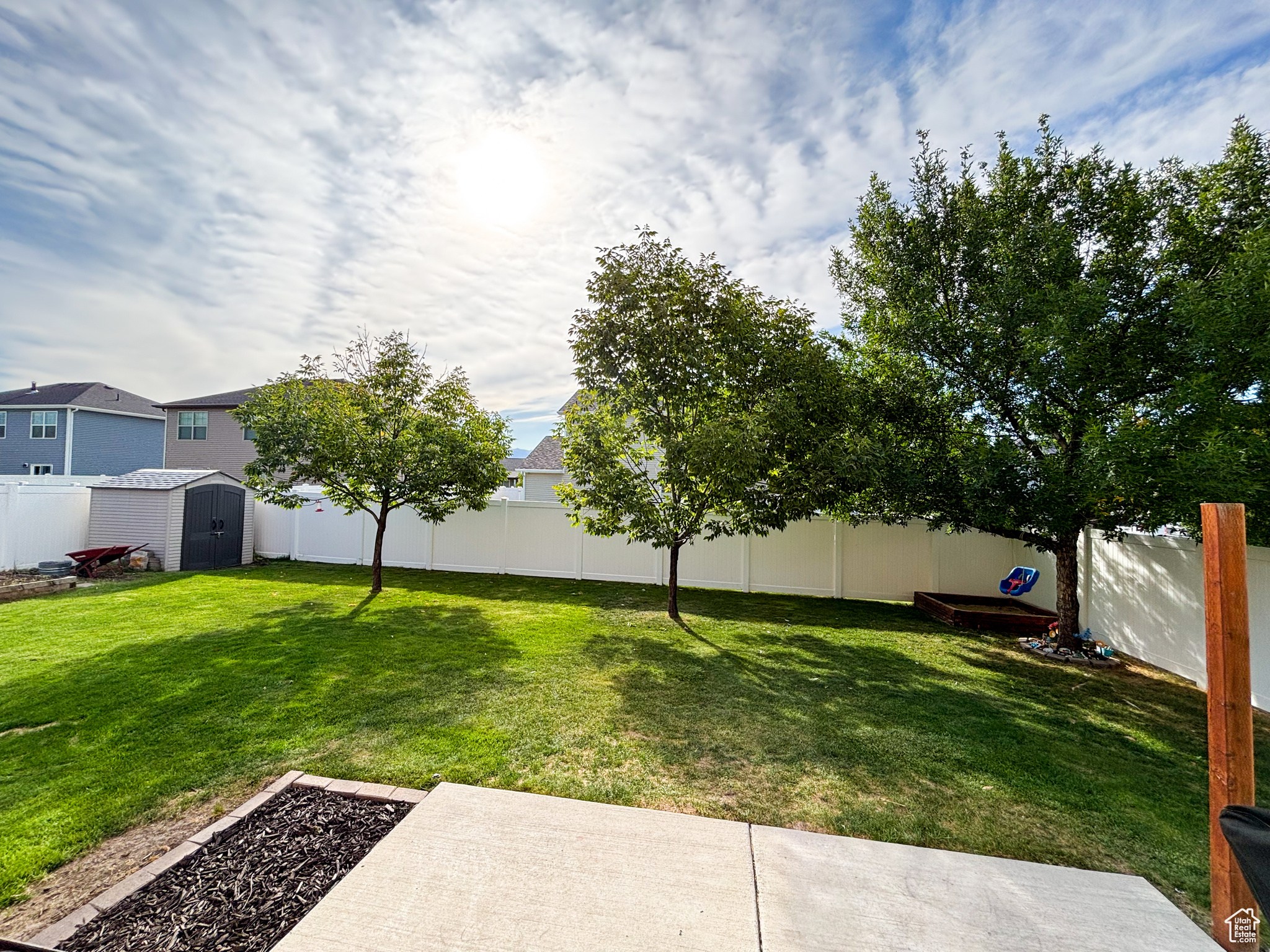 ASHBURY COURT - Residential
