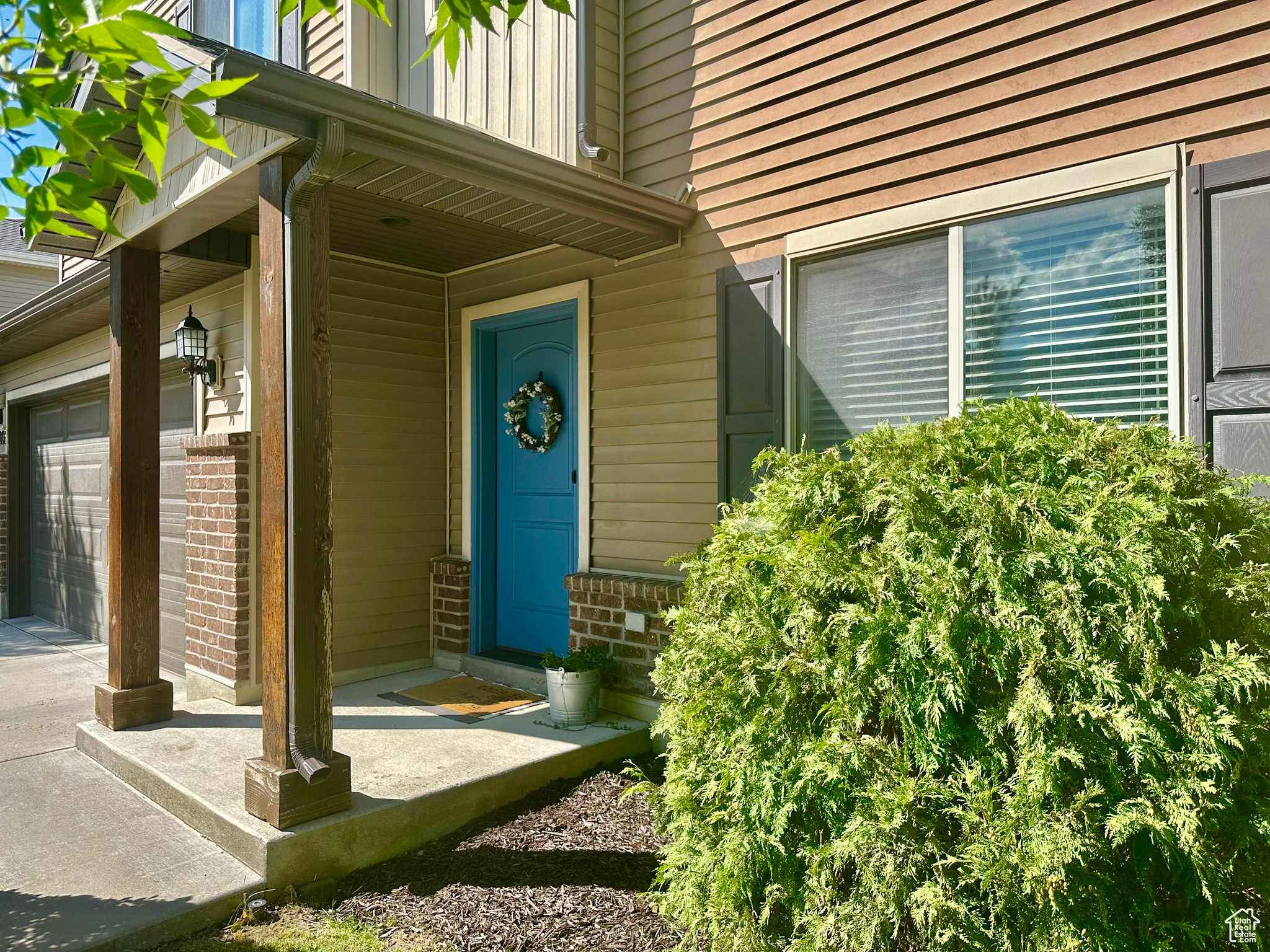 ASHBURY COURT - Residential