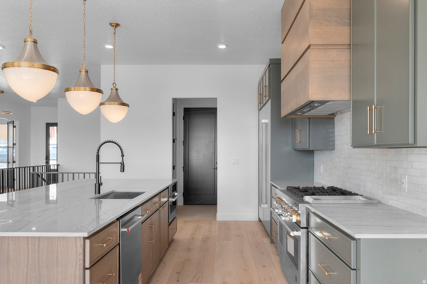 INVERNESS BY D.R. HORTON - Residential