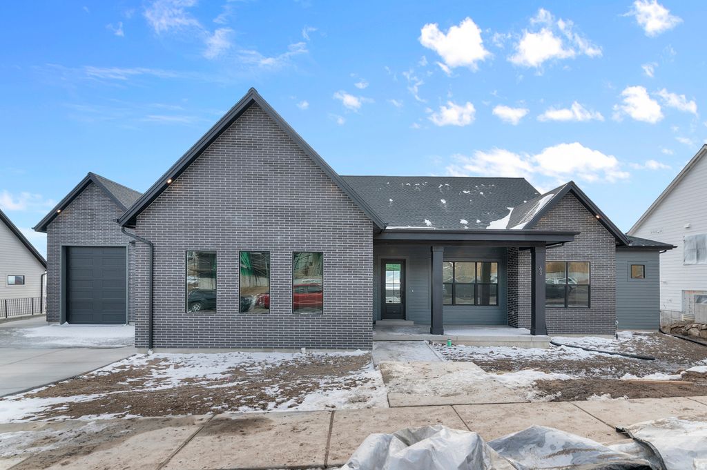 Photo of 54 W TALISMAN AVE #220, Lehi, UT 84048 (MLS # 2152734)