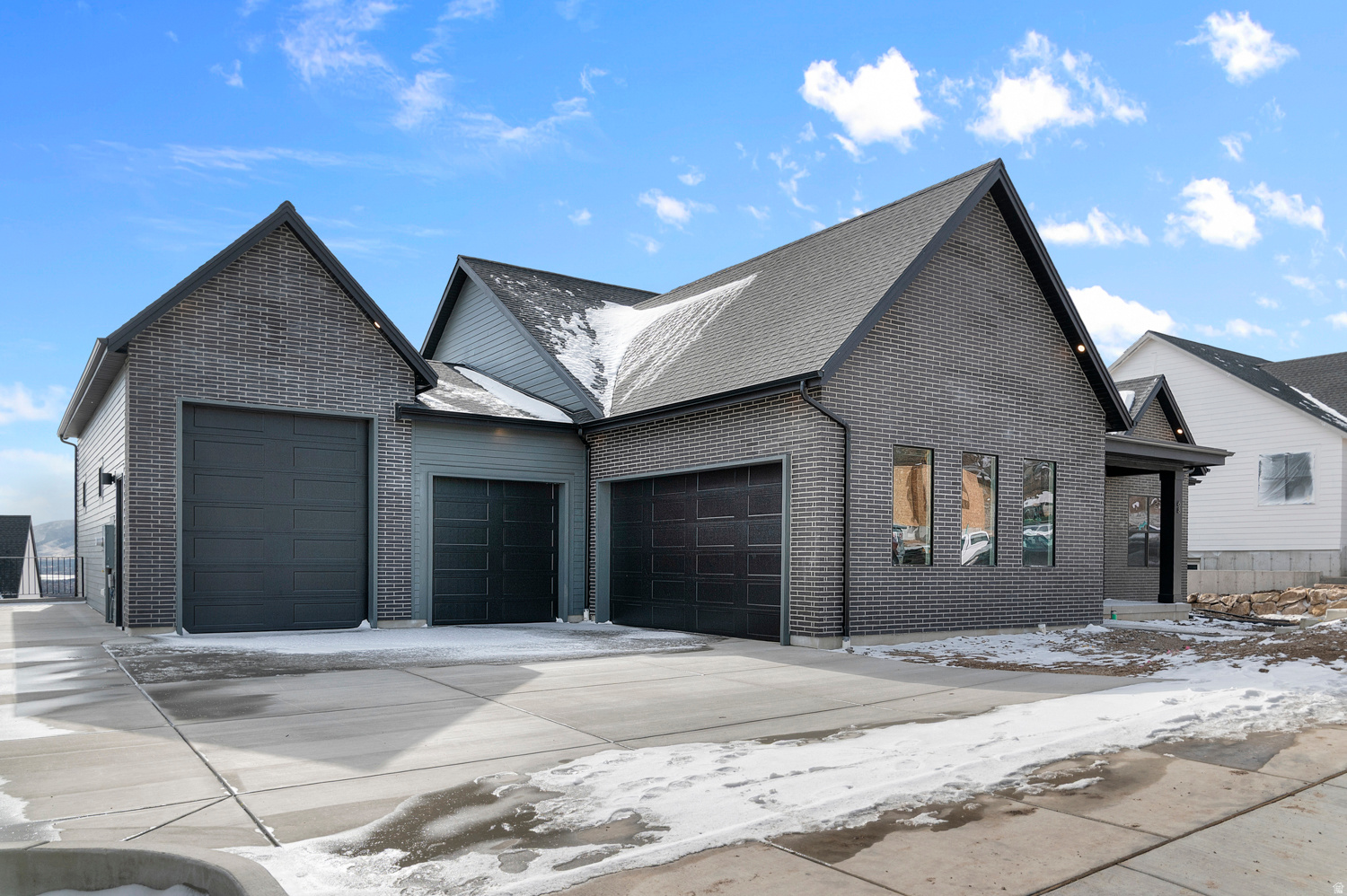 INVERNESS BY D.R. HORTON - Residential