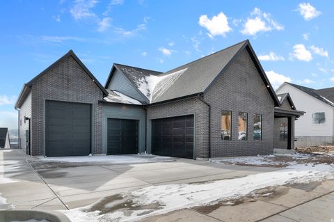 Photo of 54 W TALISMAN AVE #220, Lehi, UT 84048 (MLS # 2152734)