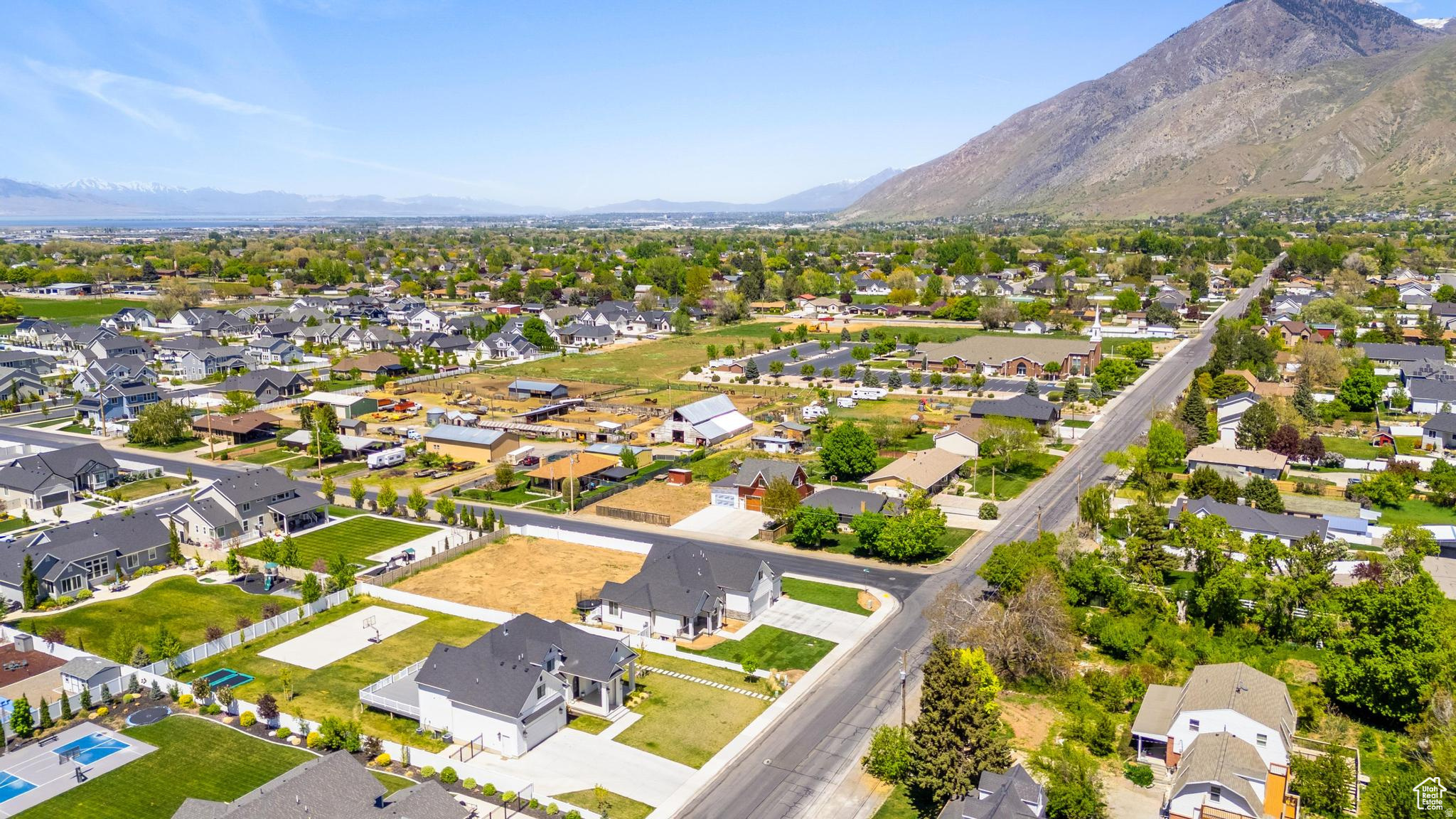 WALTER FARMS - Residential