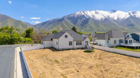 Tiny photo for 787 N 300 W, Mapleton, UT 84664 (MLS # 2130333)
