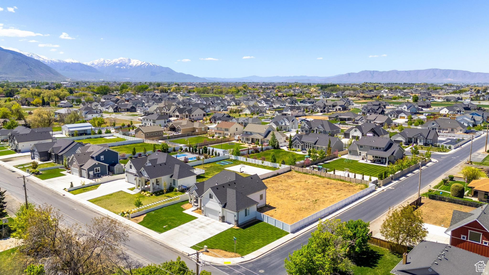 WALTER FARMS - Residential