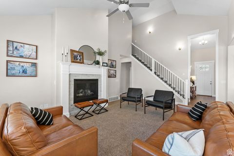 Tiny photo for 787 N 300 W, Mapleton, UT 84664 (MLS # 2130333)