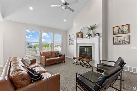 Tiny photo for 787 N 300 W, Mapleton, UT 84664 (MLS # 2130333)