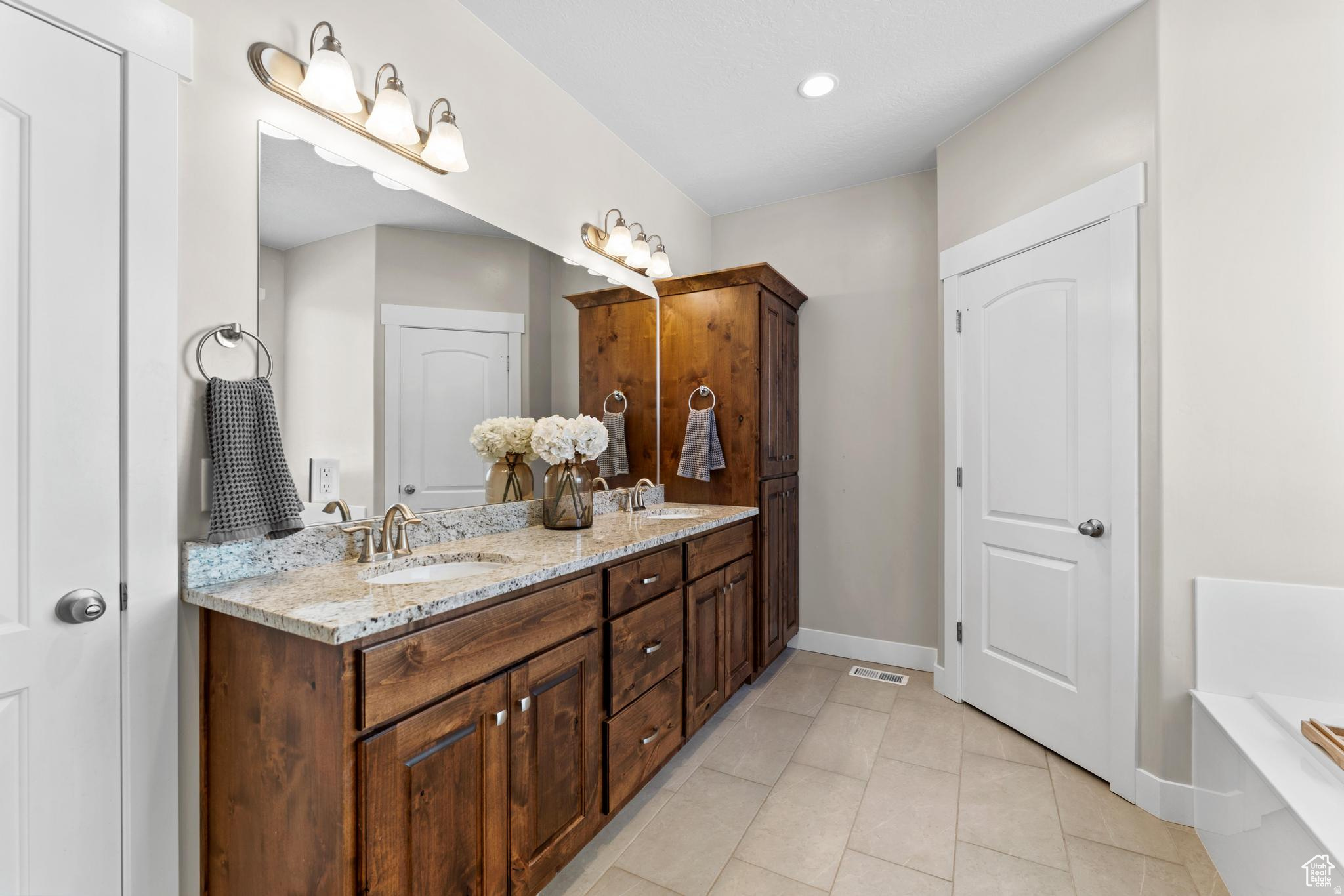 WALTER FARMS - Residential