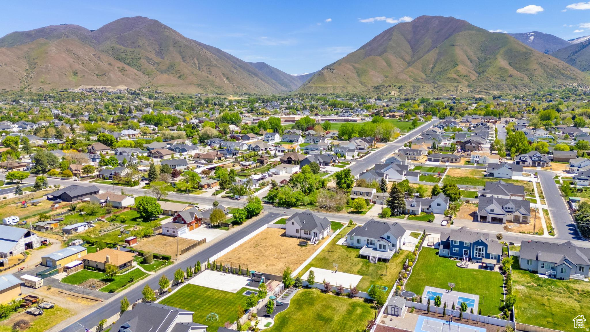 WALTER FARMS - Residential