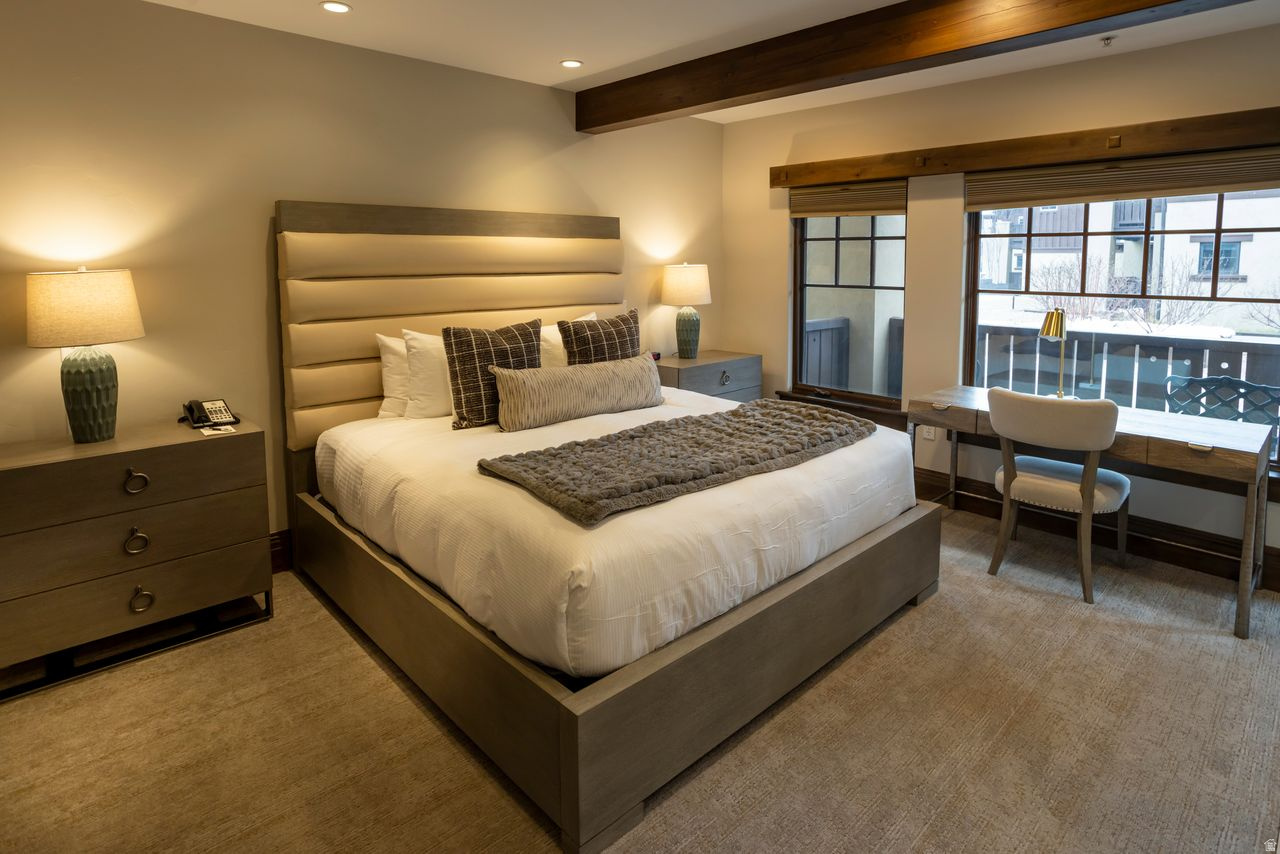 THE RESIDENCES AT THE CHATEAUX - Residential