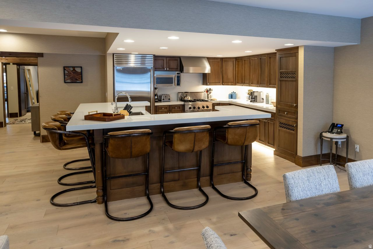 THE RESIDENCES AT THE CHATEAUX - Residential