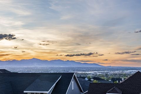 Tiny photo for 994 E DEER ARCH LN, Draper, UT 84020 (MLS # 2149450)