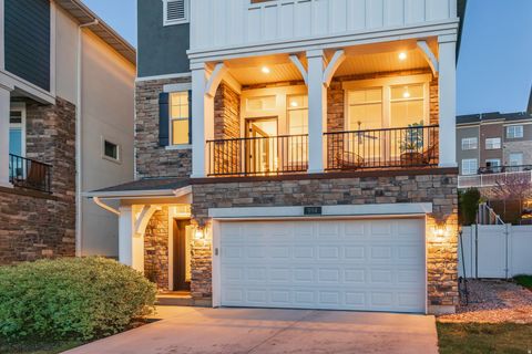 Tiny photo for 994 E DEER ARCH LN, Draper, UT 84020 (MLS # 2149450)