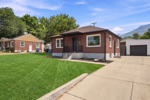Tiny photo for 2861 S 2700 E, Salt Lake City, UT 84109 (MLS # 2176996)