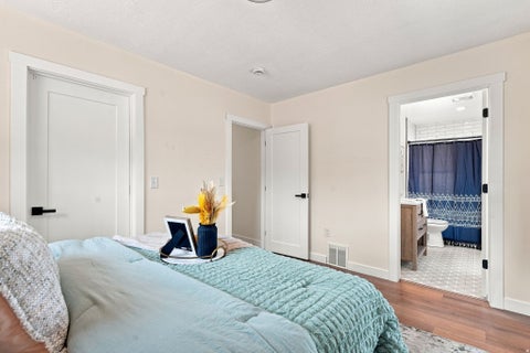 Tiny photo for 2861 S 2700 E, Salt Lake City, UT 84109 (MLS # 2176996)