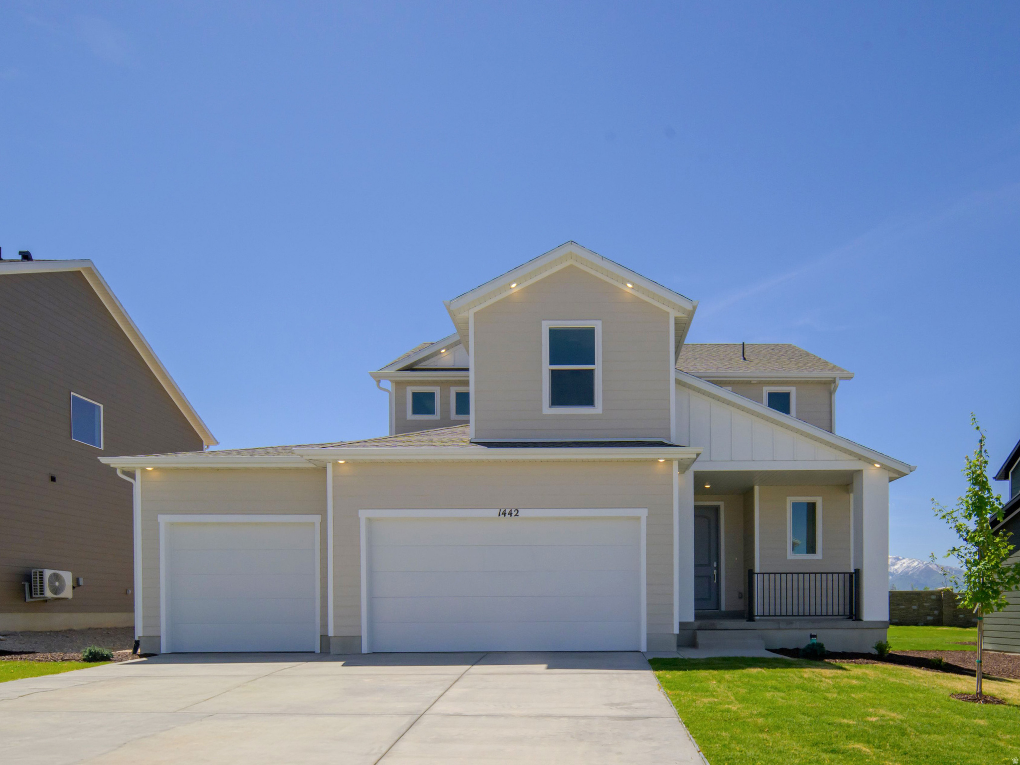 MEADOW CREEK - Residential