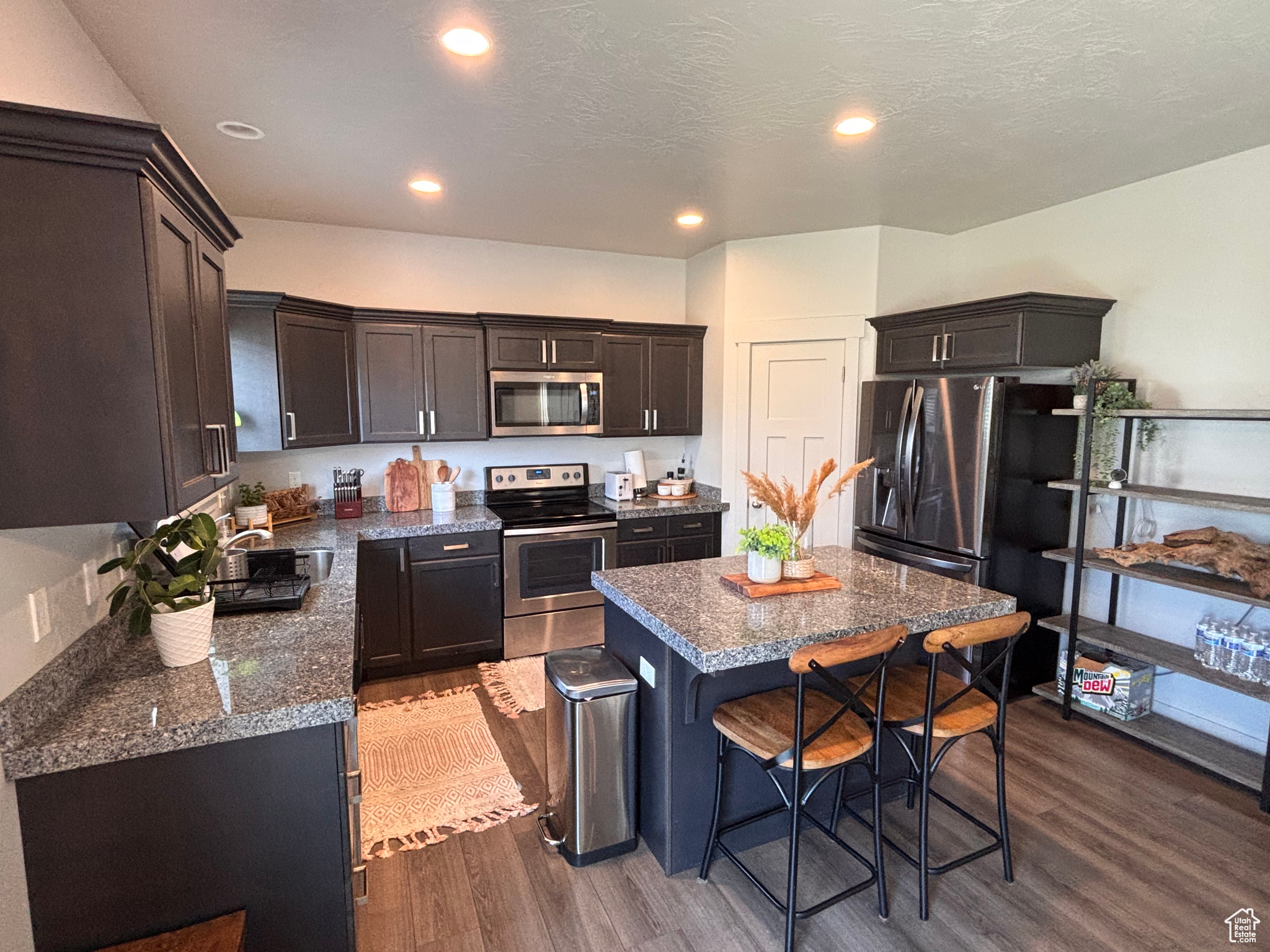 BRIDGEPORT AT WATERS EDGE - Residential