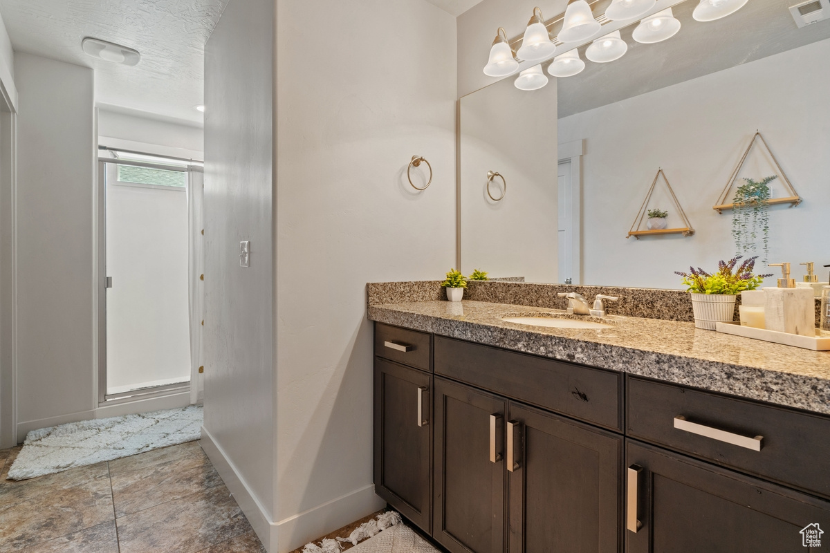 BRIDGEPORT AT WATERS EDGE - Residential