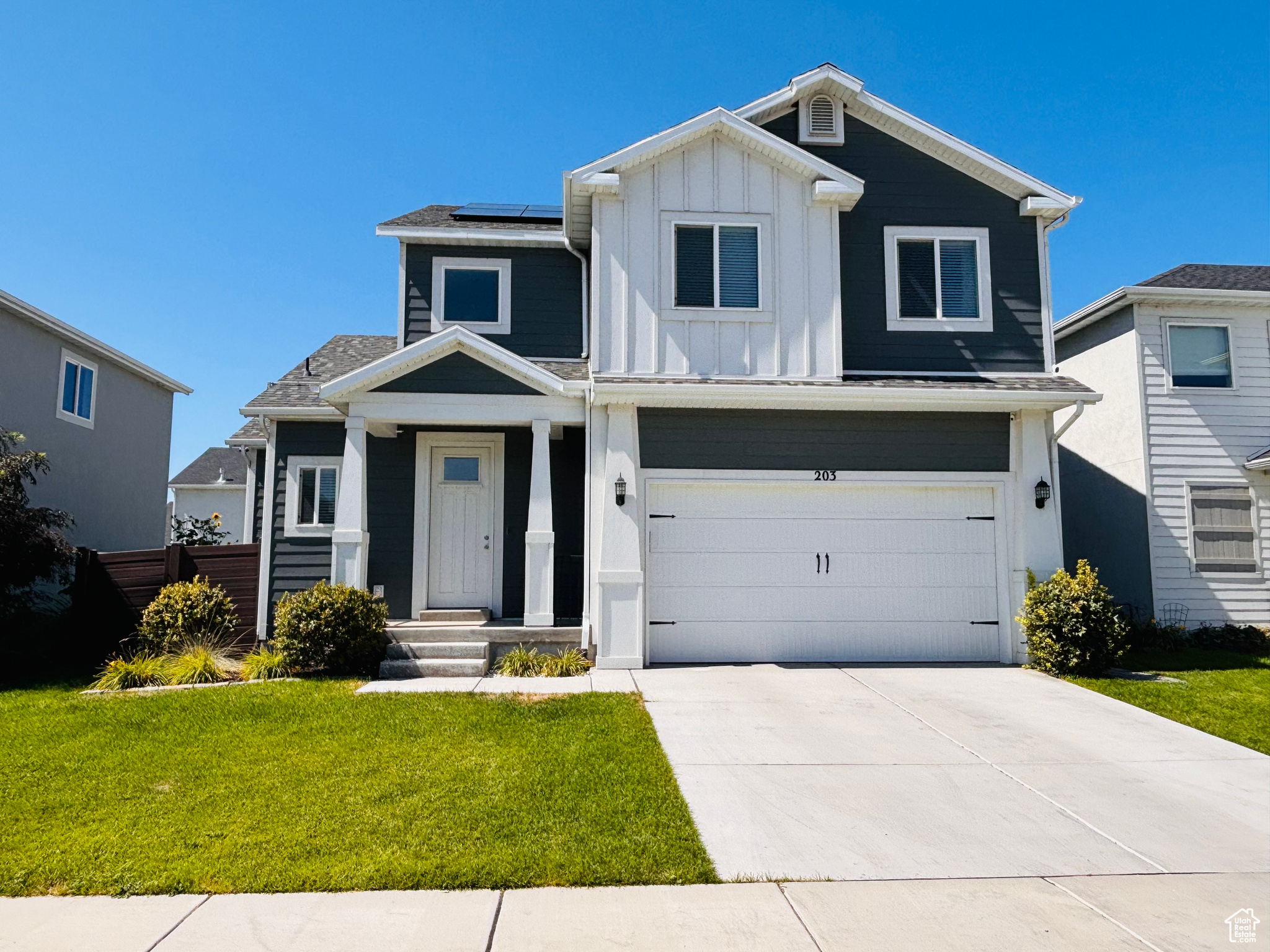 BRIDGEPORT AT WATERS EDGE - Residential