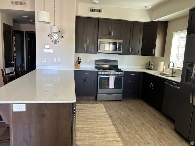 ESTANCIA - Residential