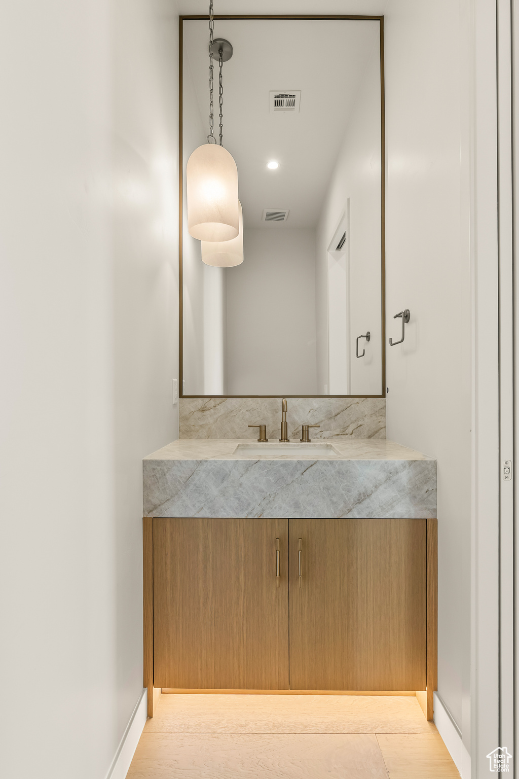 ESTATES AT SAND HOLLOW - Residential