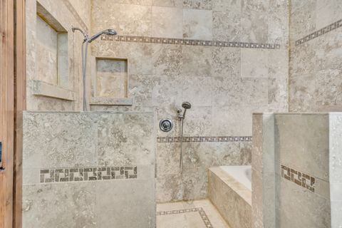 Tiny photo for 5947 S 620 E, Murray, UT 84107 (MLS # 2120894)