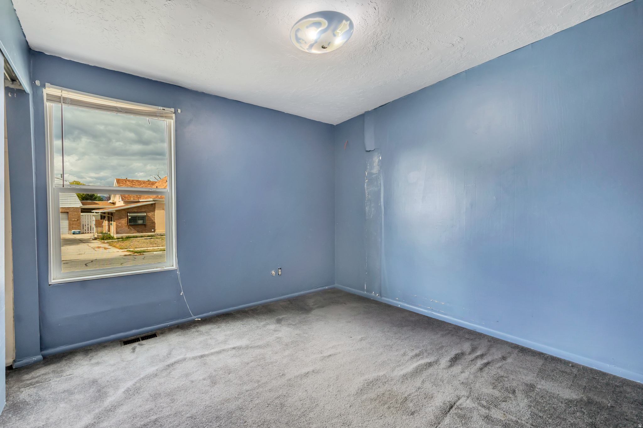 EASTVIEW - Residential