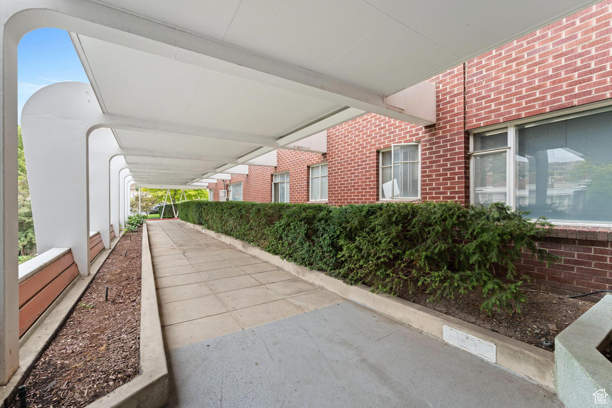 UNIVERSITY HEIGHTS - Residential