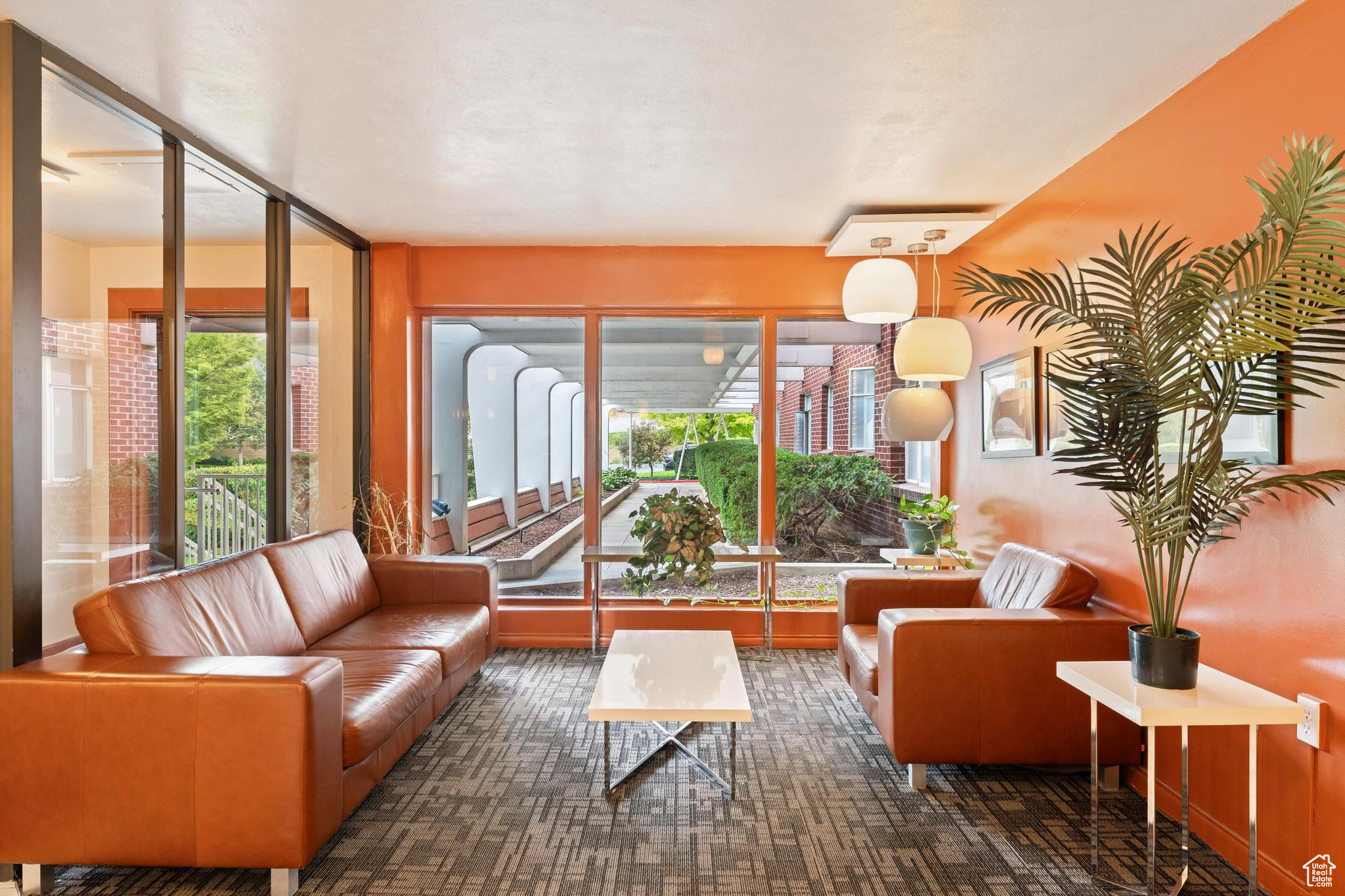 UNIVERSITY HEIGHTS - Residential