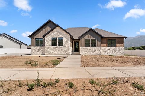 Tiny photo for 1080 E LESTER DR, South Weber, UT 84405 (MLS # 2103592)