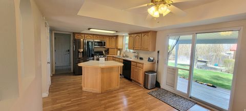 Tiny photo for 551 E 500 S, Payson, UT 84651 (MLS # 2146595)