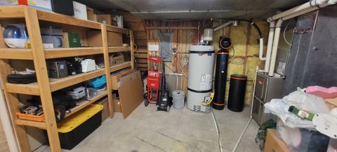 Tiny photo for 551 E 500 S, Payson, UT 84651 (MLS # 2146595)