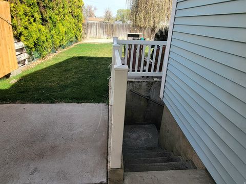 Tiny photo for 551 E 500 S, Payson, UT 84651 (MLS # 2146595)